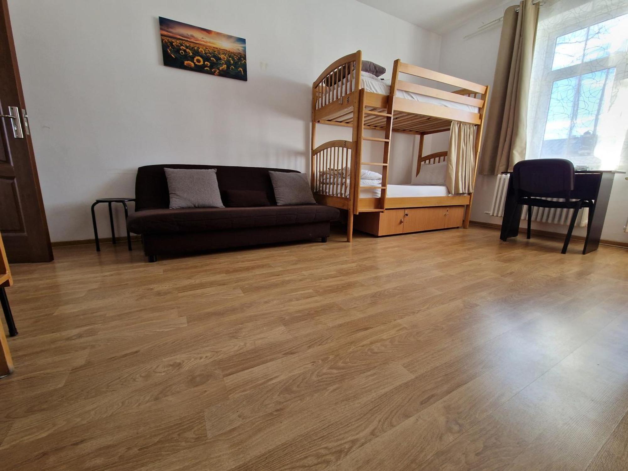 Hostel Andrei Iasi Buitenkant foto
